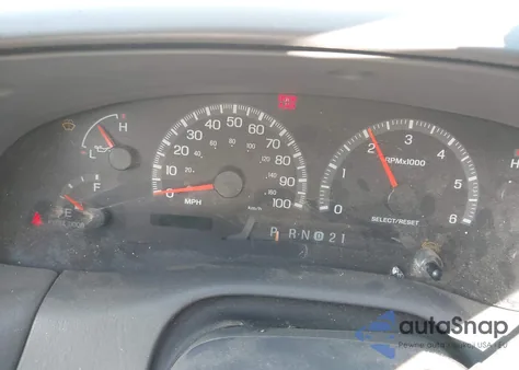 2000 Ford Expedition Xlt from USA, damaged, VIN 1FMPU16L6YLC24941